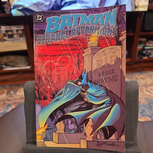 Batman strange apparitions - apparitions, tpb